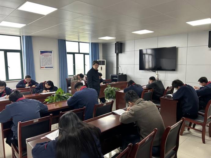 建材公司、檢測(cè)公司聯(lián)合開展管理人員業(yè)務(wù)提升考試