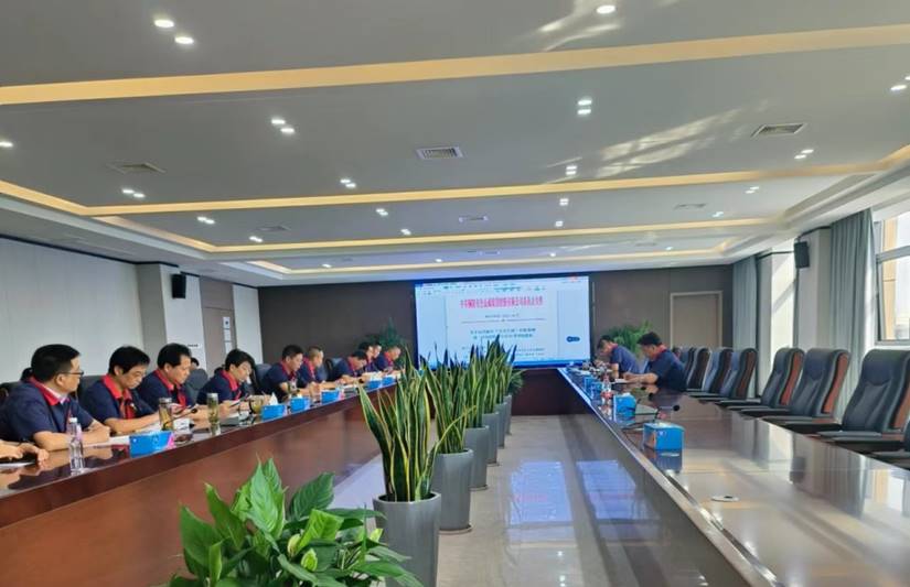 運(yùn)用浙江‘千萬(wàn)工程’經(jīng)驗(yàn)案例，加強(qiáng)公司5S管理工作會(huì)議