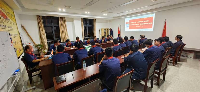 安裝公司開(kāi)展“金秋時(shí)節(jié)話(huà)發(fā)展 三送服務(wù)到基層”活動(dòng) 安裝公司開(kāi)展“金秋時(shí)節(jié)話(huà)發(fā)展 三送服務(wù)到基層”活動(dòng)